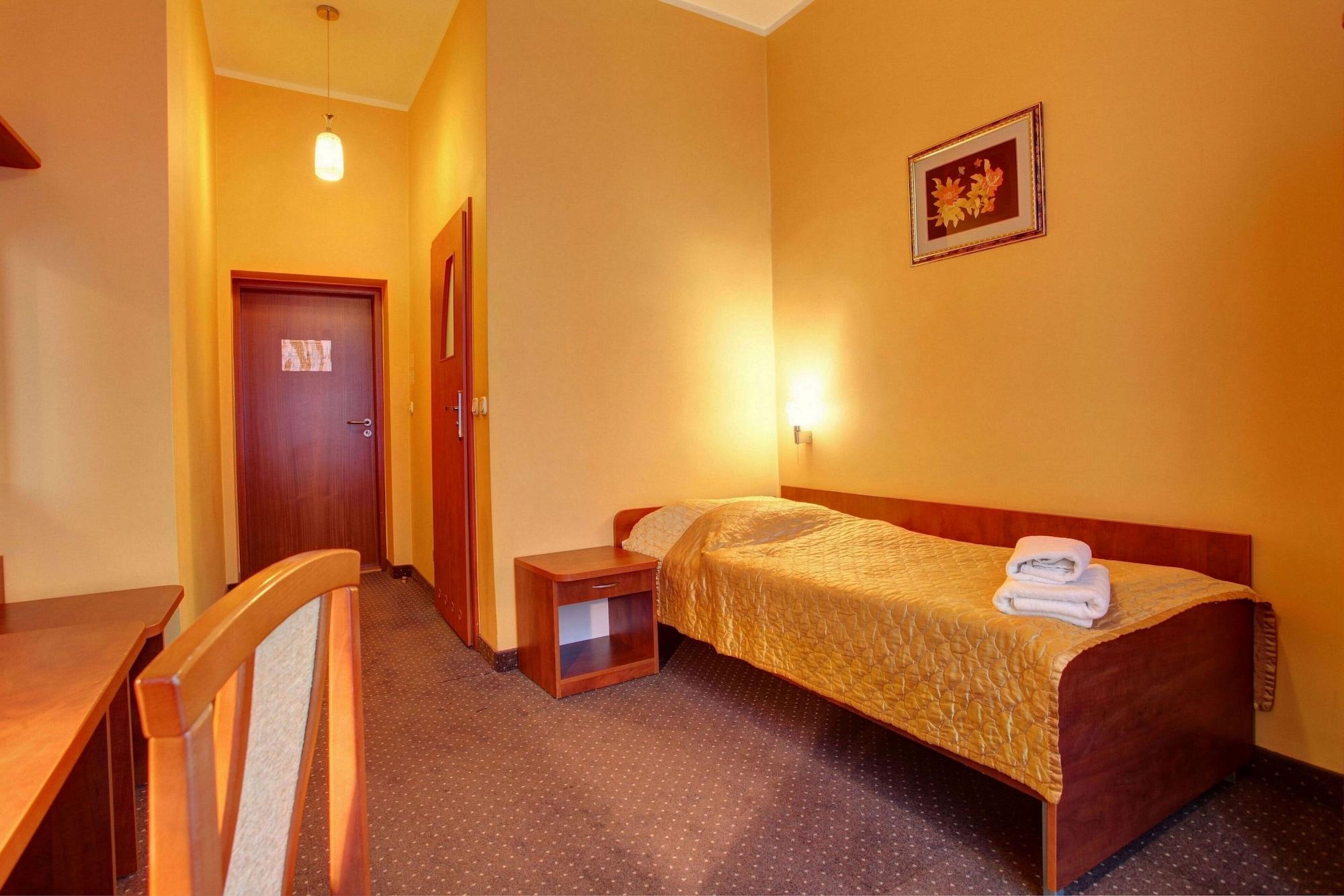 Hotel Lothus Wrocław Kültér fotó