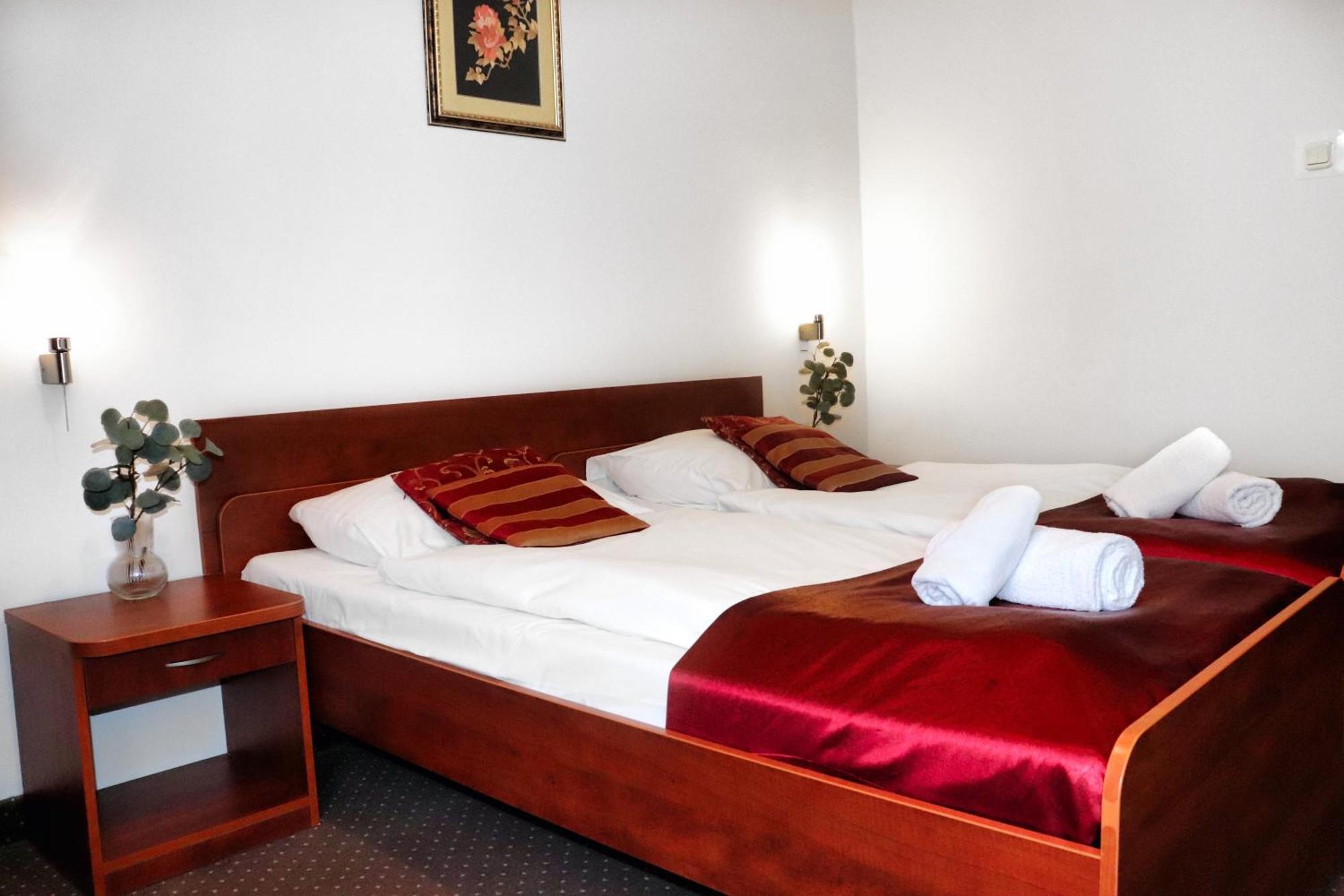 Hotel Lothus Wrocław Kültér fotó
