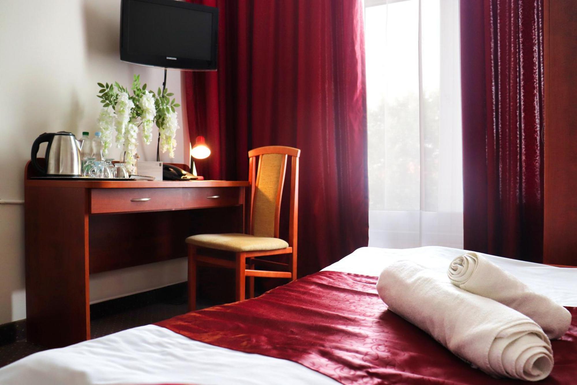 Hotel Lothus Wrocław Kültér fotó