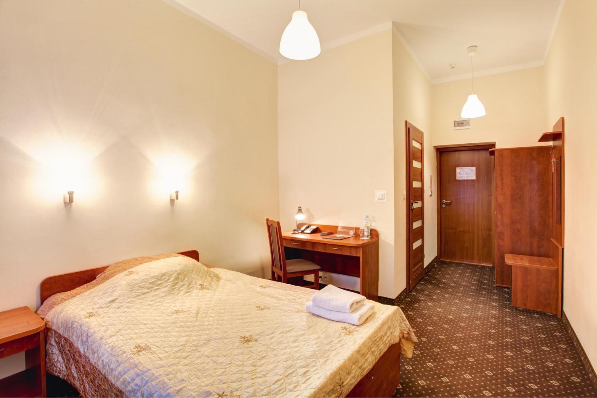 Hotel Lothus Wrocław Kültér fotó
