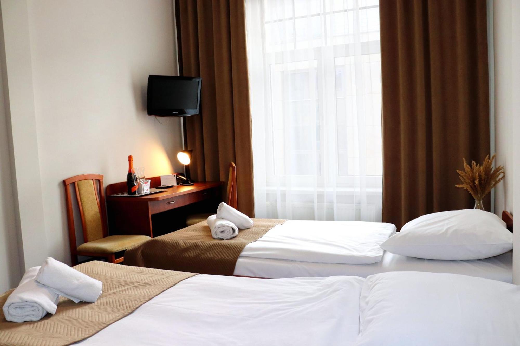 Hotel Lothus Wrocław Kültér fotó