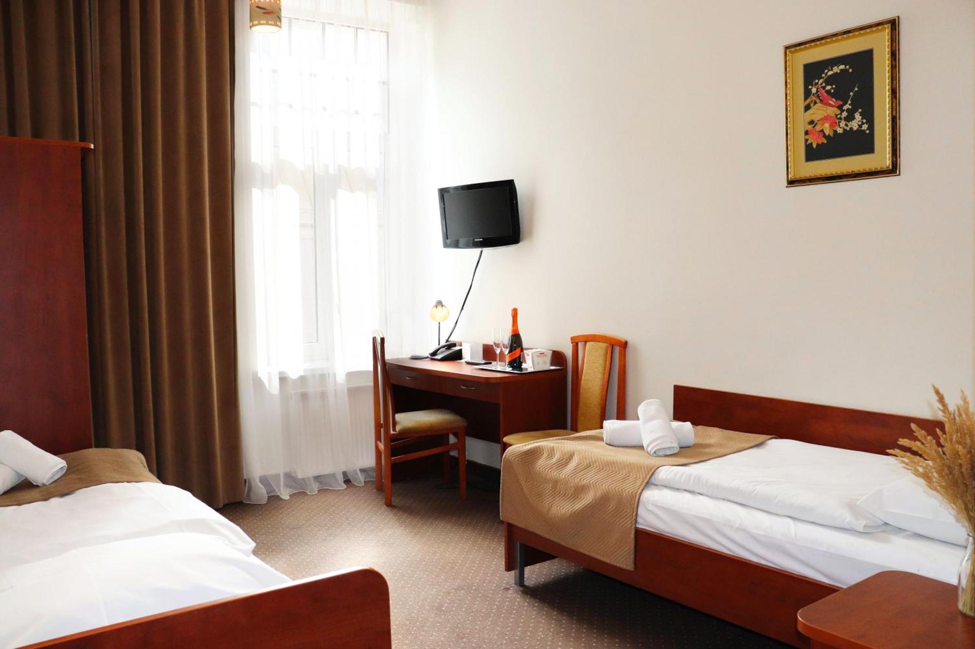 Hotel Lothus Wrocław Kültér fotó