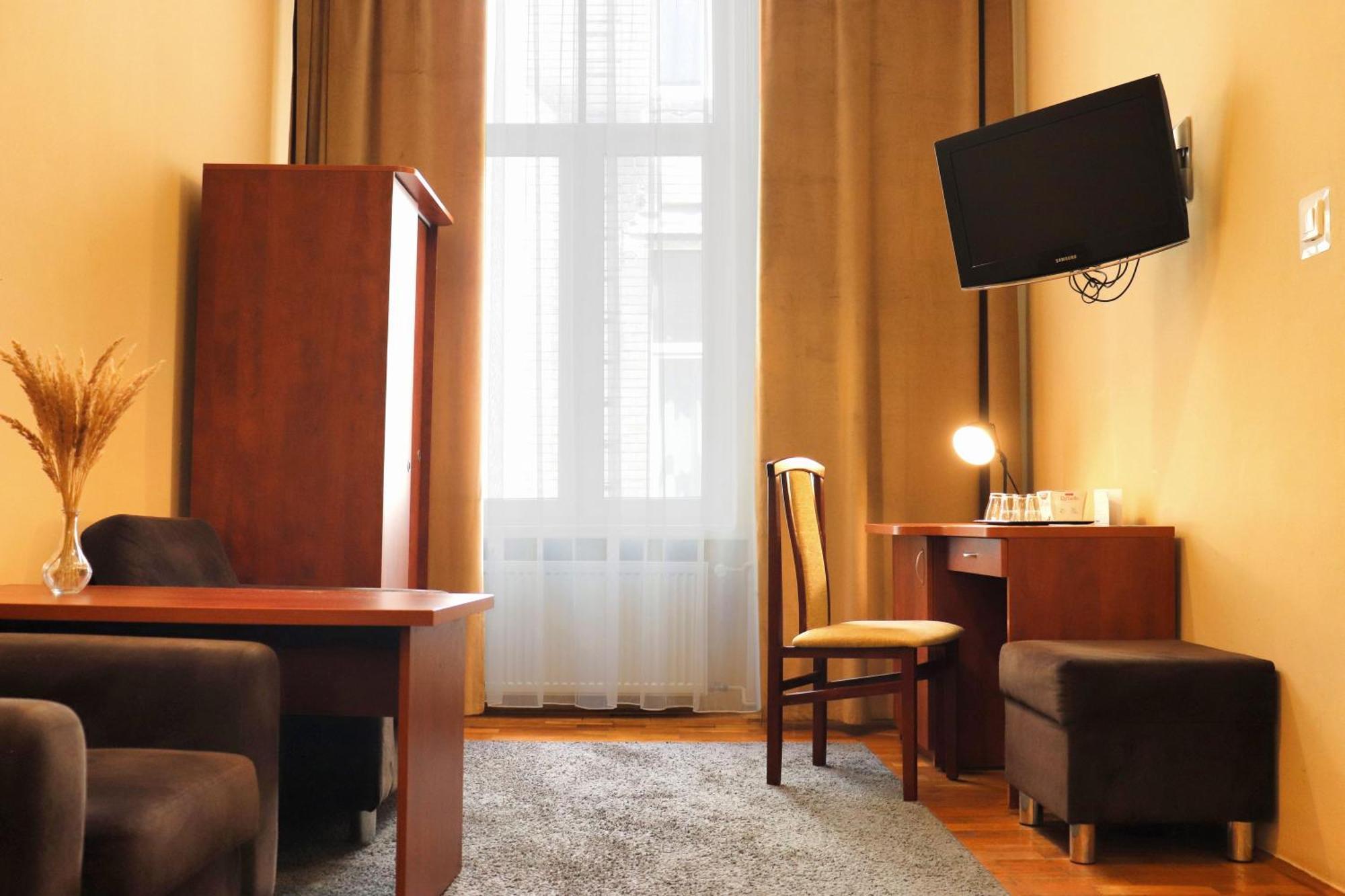 Hotel Lothus Wrocław Kültér fotó